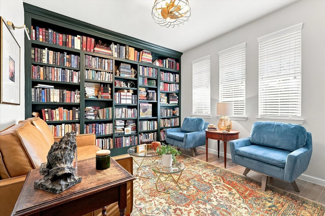 Photo of 1325 Canary Lane