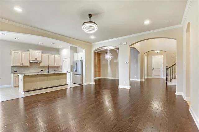 Photo of 123 White Oak Lane