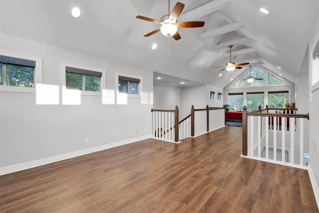 Photo of 3815 Holly Ridge Drive