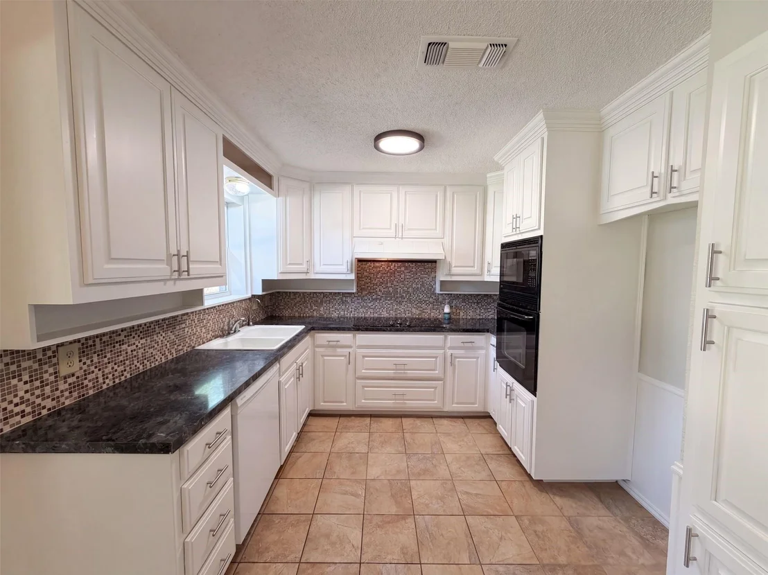 Photo of 2209 Mountainview Drive