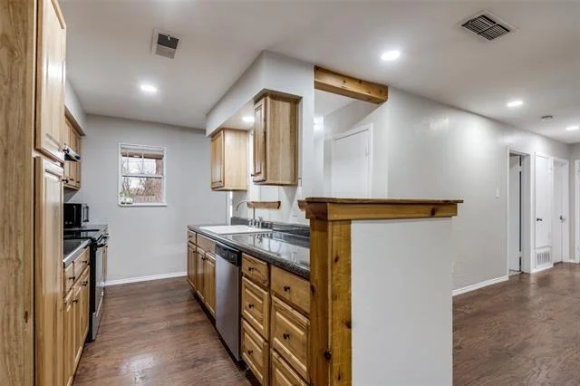 Photo of 861 Betty Drive