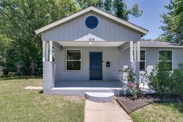 Photo of 606 W High Street