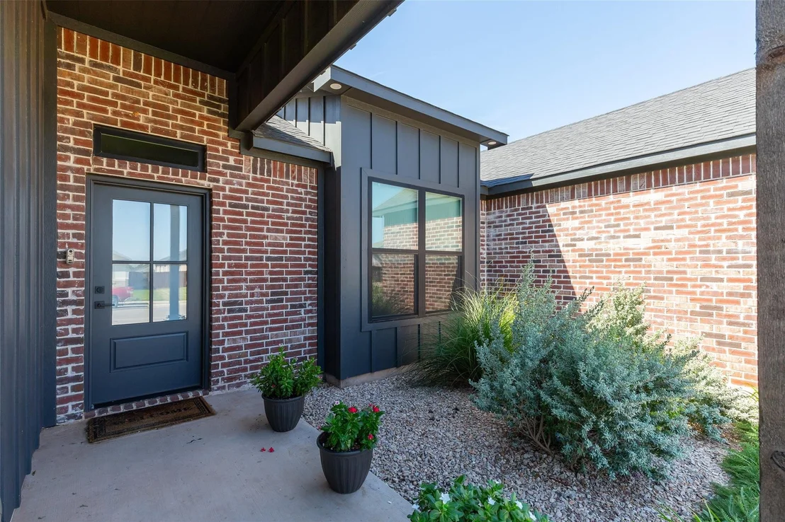 Photo of 5035 Cranbrook Drive