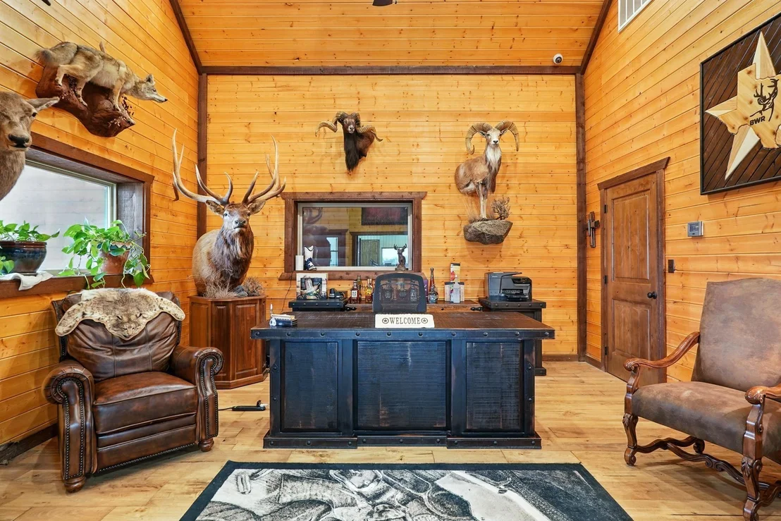 Photo of 635 County Road 184
