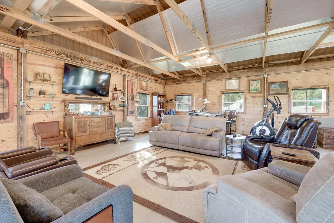 Photo of 1261 Park Road