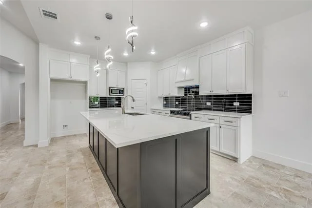 Photo of 4808 Sunshine Drive