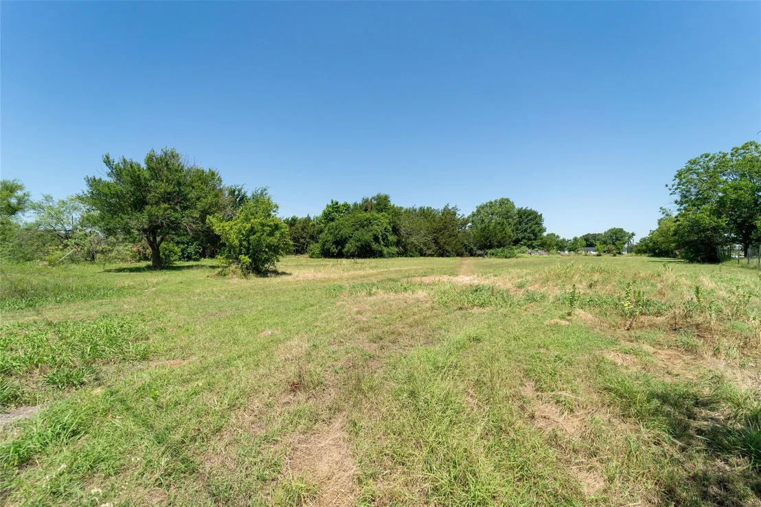 Photo of 9917 E Highway 67