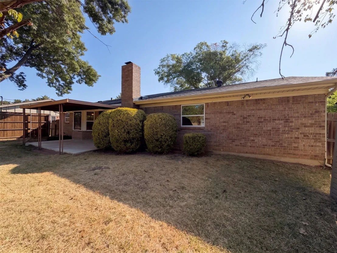 Photo of 2209 Mountainview Drive