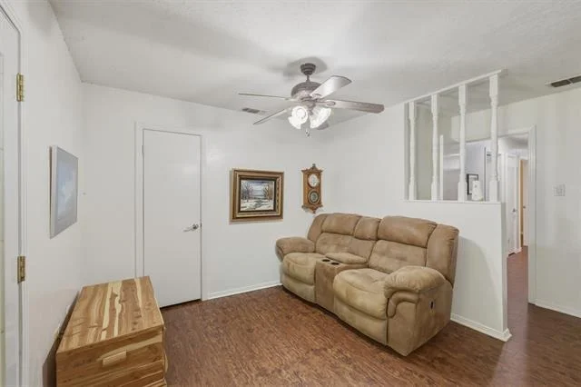 Photo of 10203 Crestview Drive