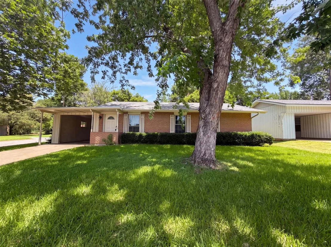 Photo of 2549 Steven Drive