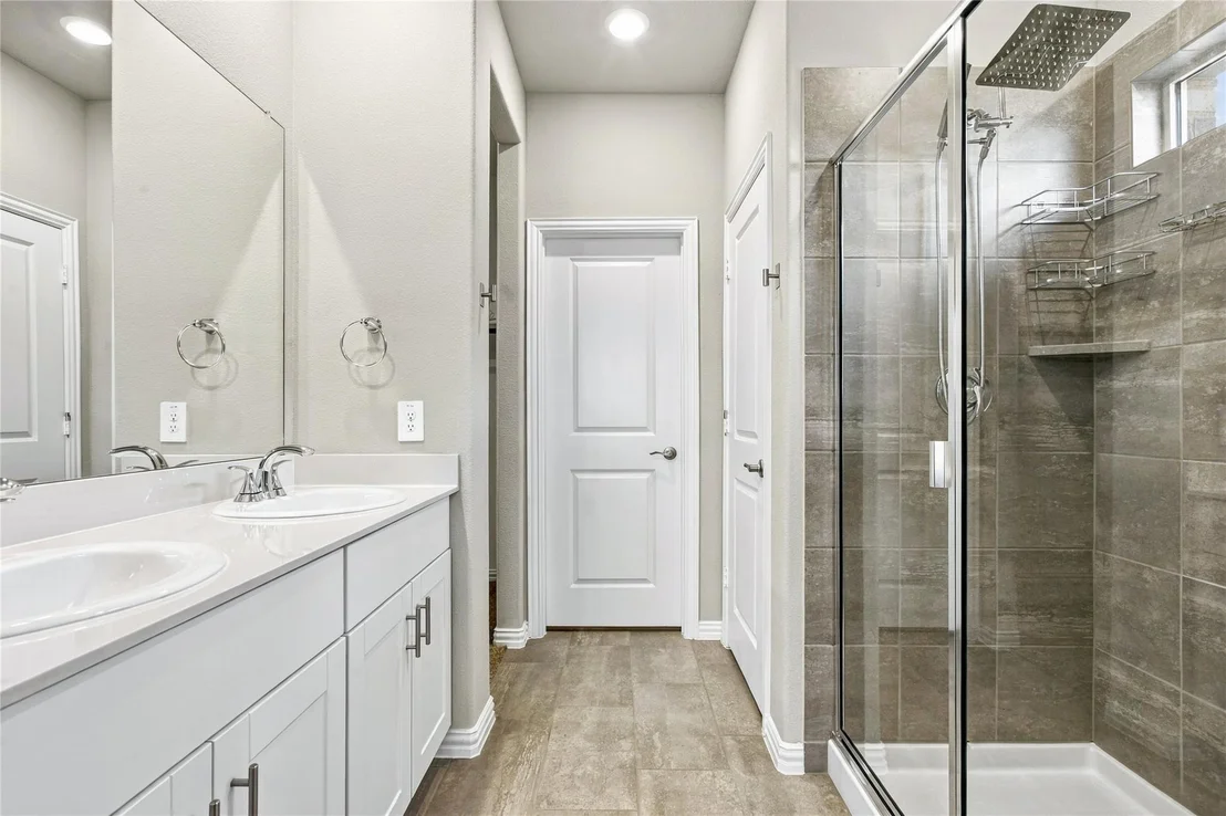 Photo of 113 Greenbriar Drive