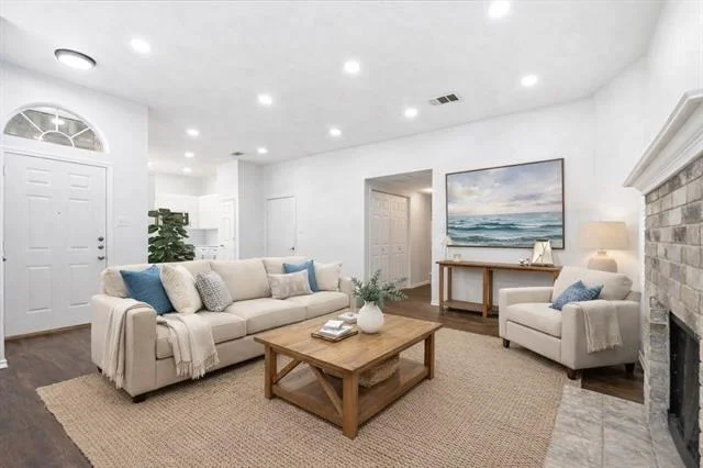 Photo of 153 Summerhill Drive