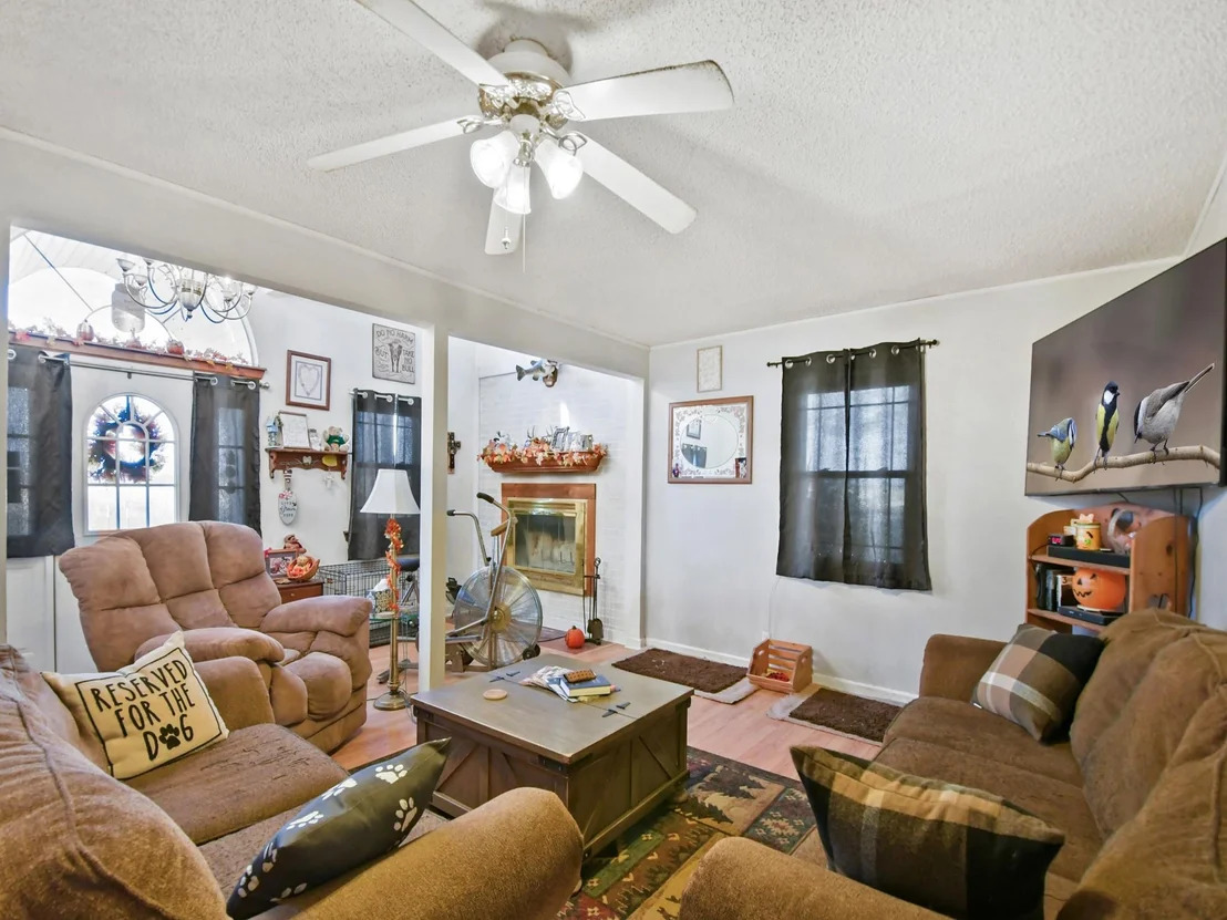 Photo of 764 County Road 147
