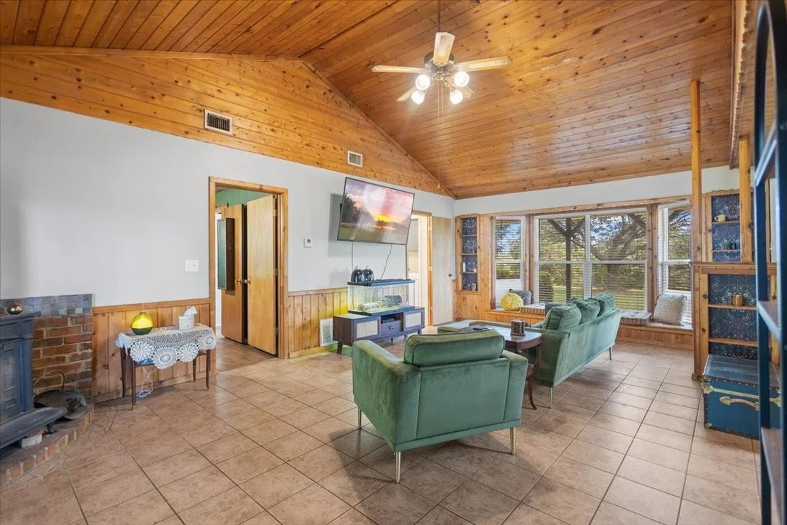 Photo of 2360 Elk Road