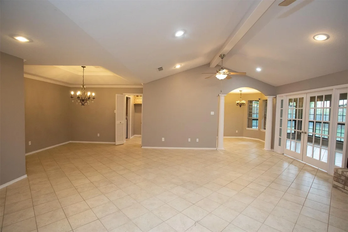 Photo of 1305 Cliff Drive