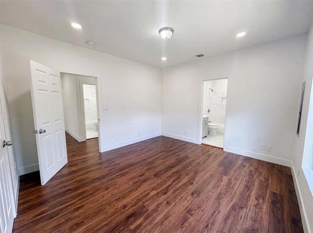 Photo of 420 Bluebonnet Drive
