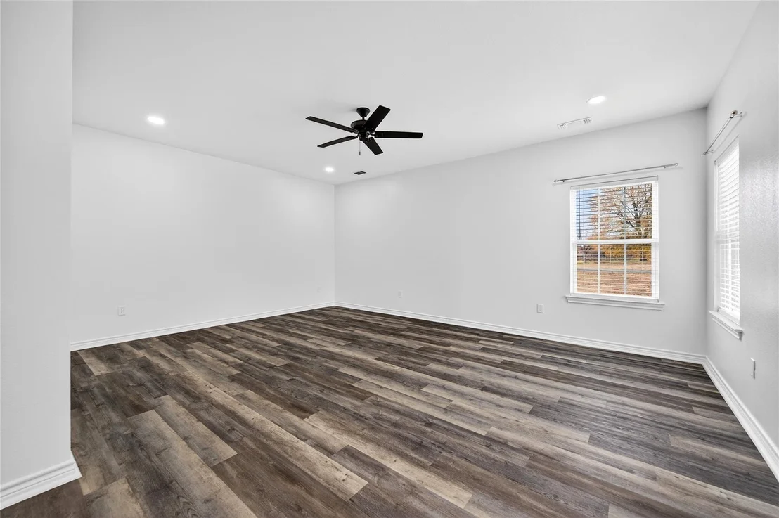 Photo of 1809 Bluebonnet Avenue