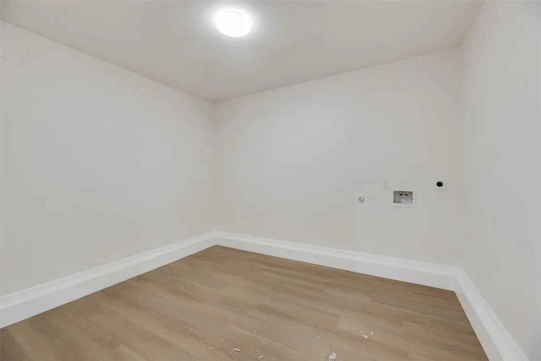 Photo of 409 Birchwood Circle