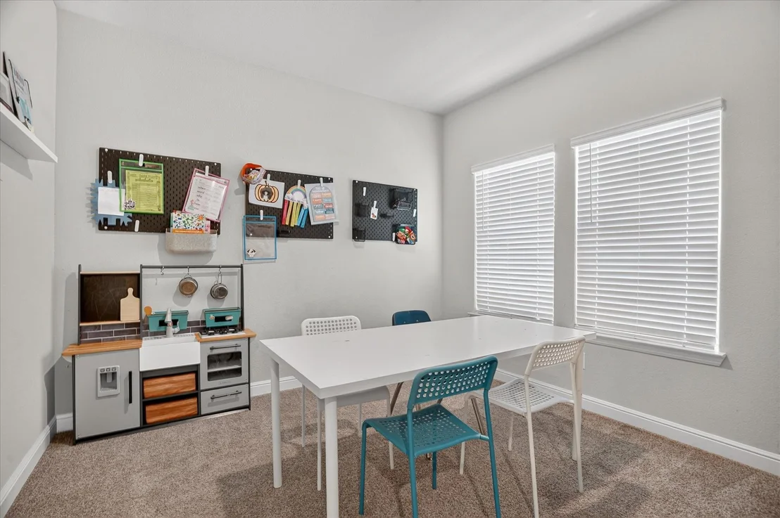 Photo of 1425 Bennett Drive