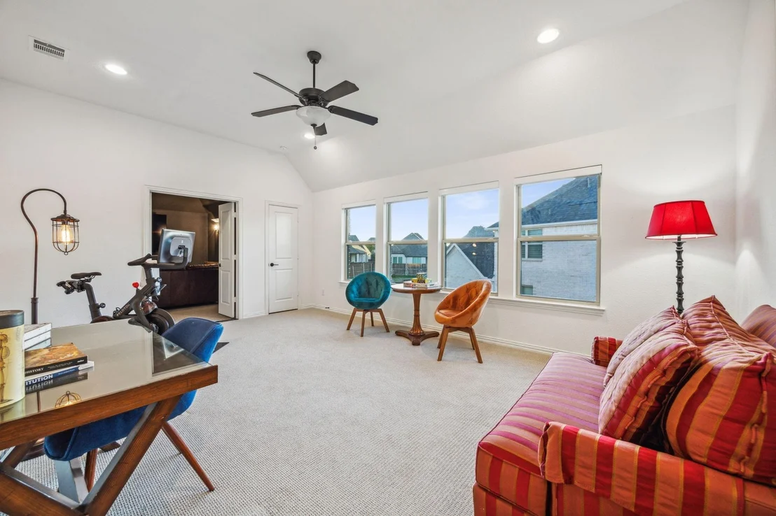 Photo of 8365 Western