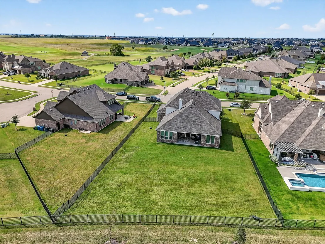 Photo of 1420 Wolf Ridge Run