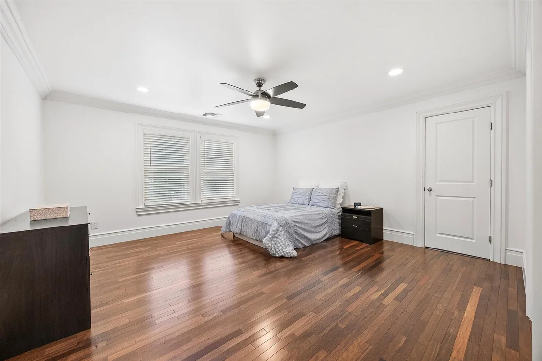 Photo of 726 Griffith Avenue