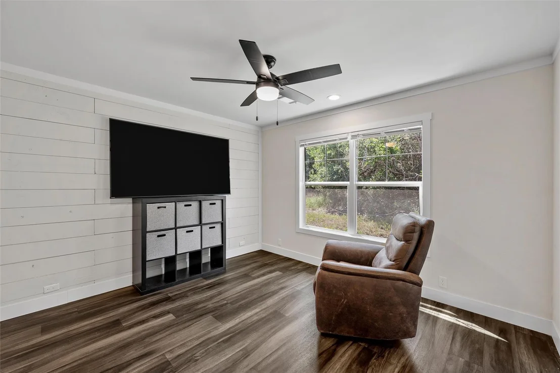 Photo of 3050 Clater Powell