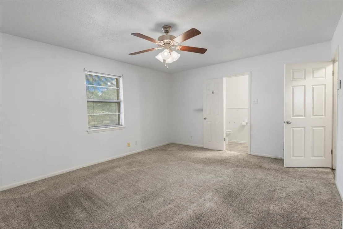 Photo of 202 Sherwood Drive