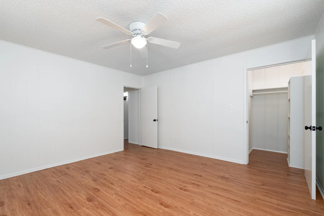 Photo of 102 S 2nd Street