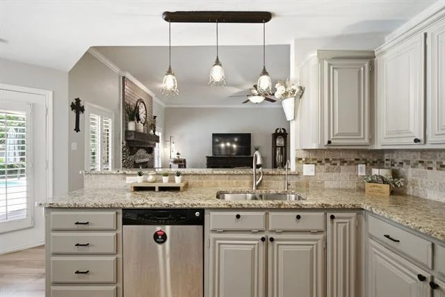 Photo of 1703 Oakmeadow Drive