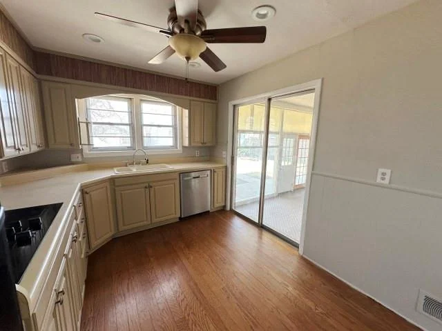 Photo of 321 Barkley Street
