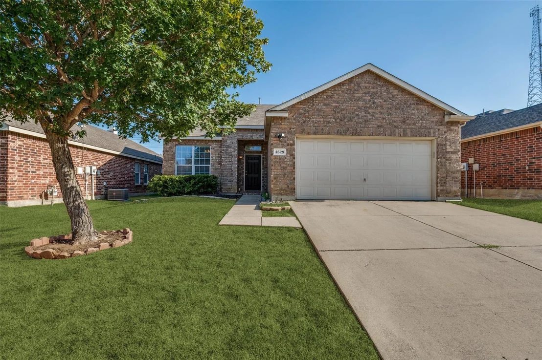 Photo of 4629 Indian Rock Drive
