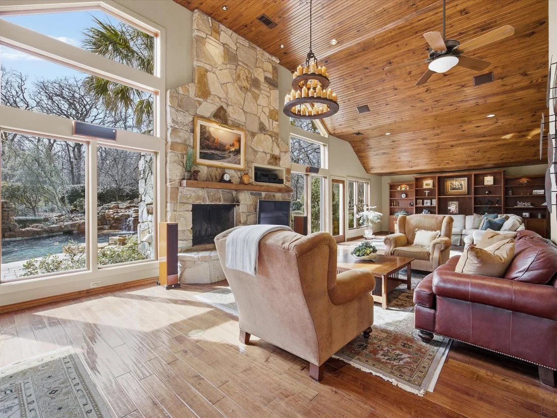 Photo of 625 Estates Drive
