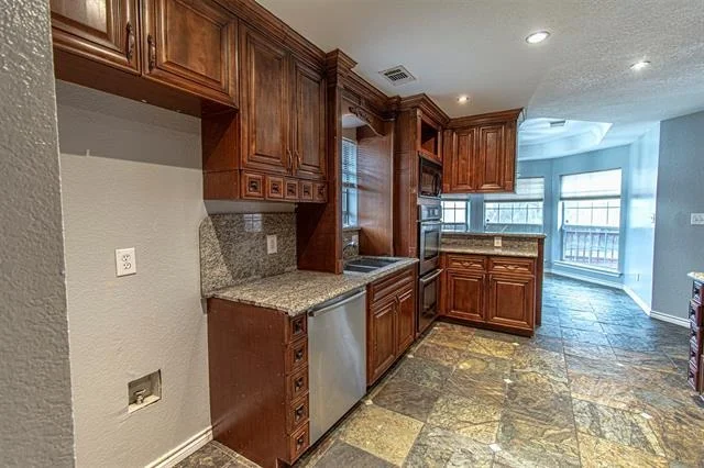 Photo of 348 Craddock Drive