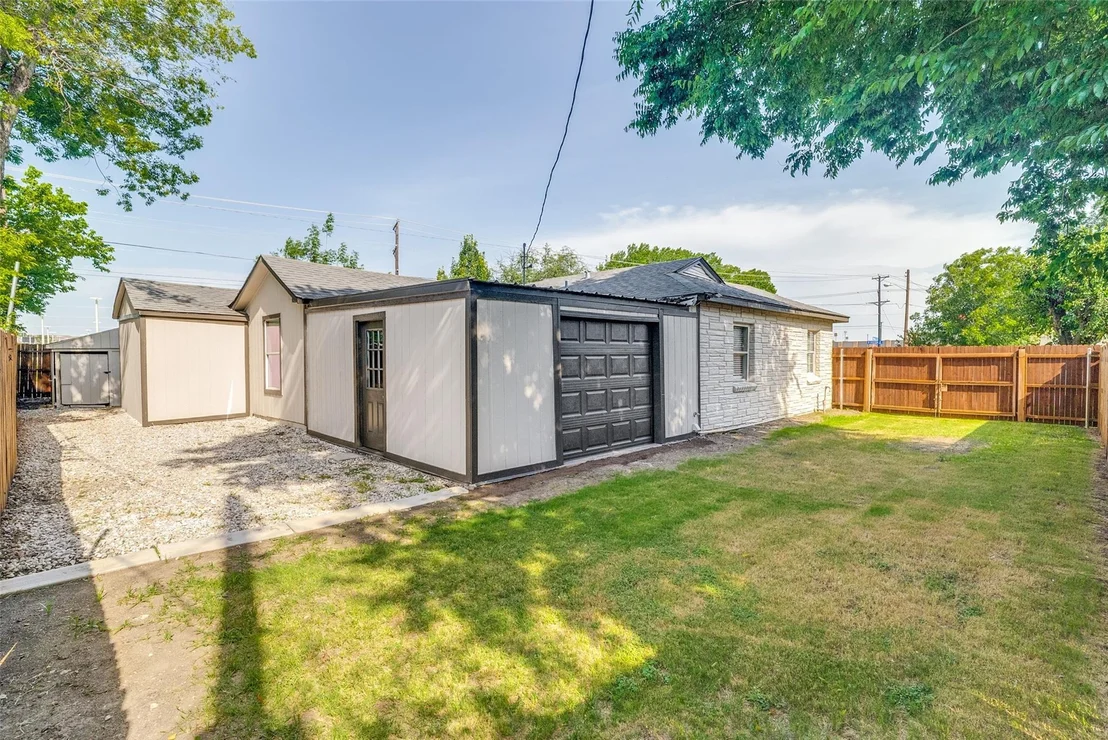 Photo of 9225 N Dodson Drive