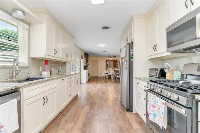 Photo of 1328 Brookside Drive