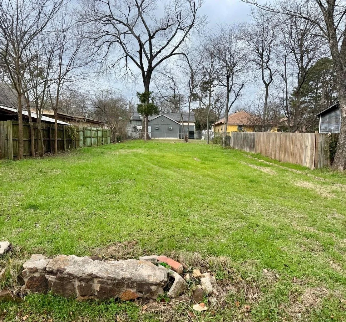 Photo of 706 N Della Avenue