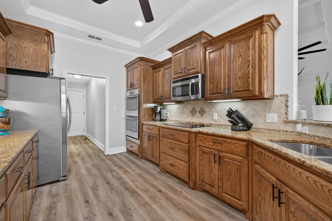 Photo of 3409 White Oaks Drive