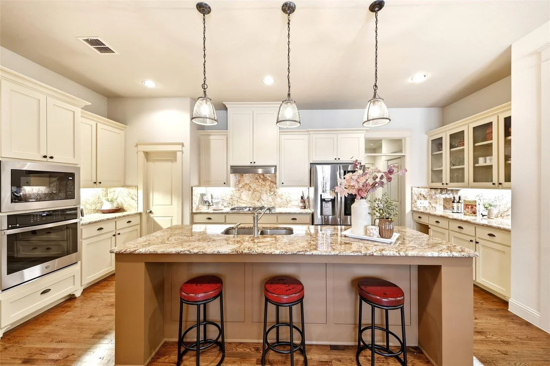 Photo of 7205 Darrow Drive