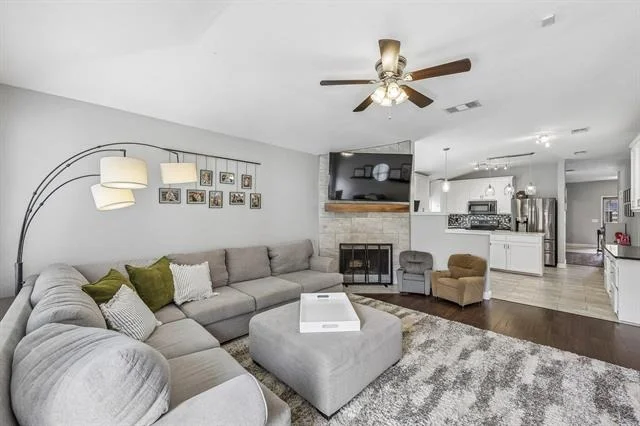 Photo of 840 Lariat Drive