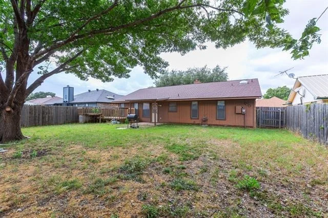 Photo of 725 Tabard Trail