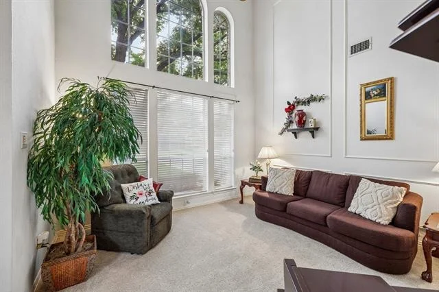 Photo of 893 Parker Drive