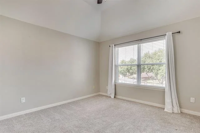 Photo of 18 Hideaway Court