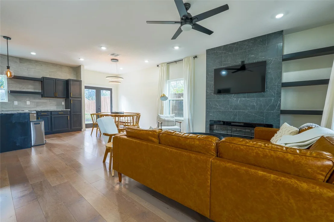 Photo of 1904 N 17th