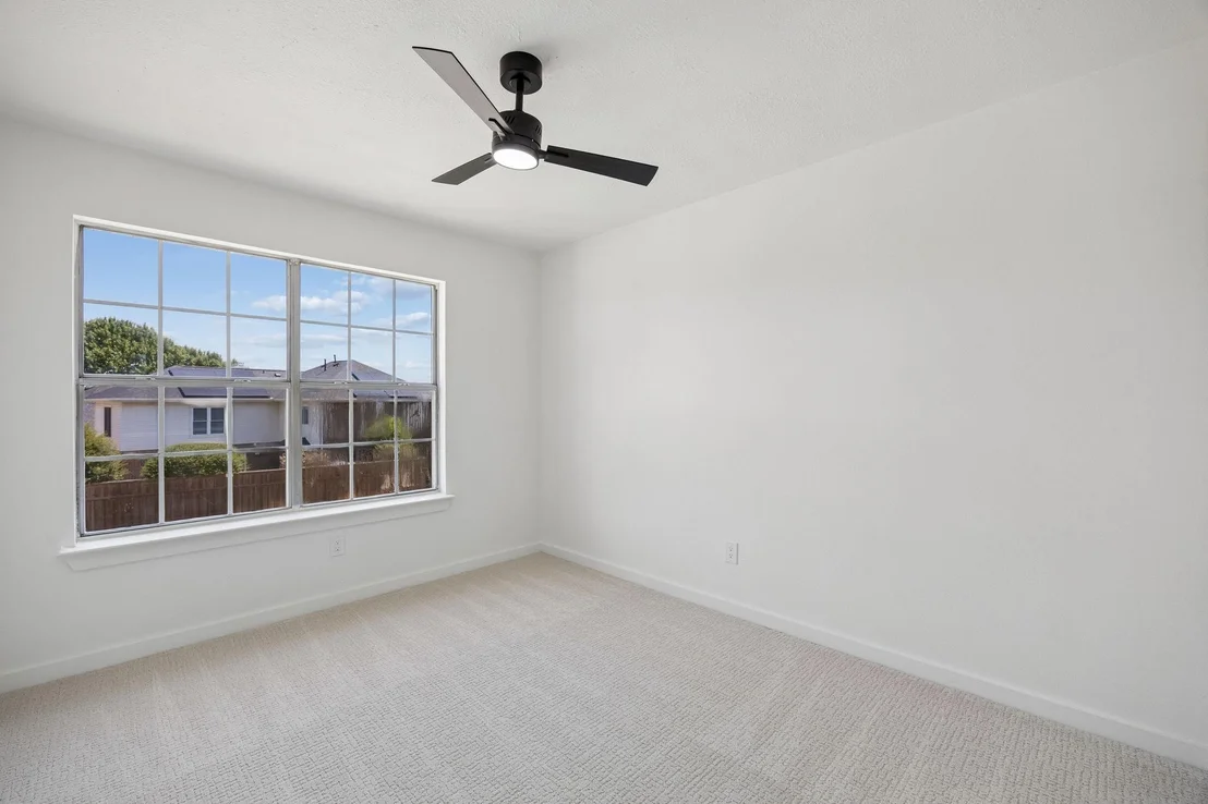 Photo of 6729 Macintosh Drive