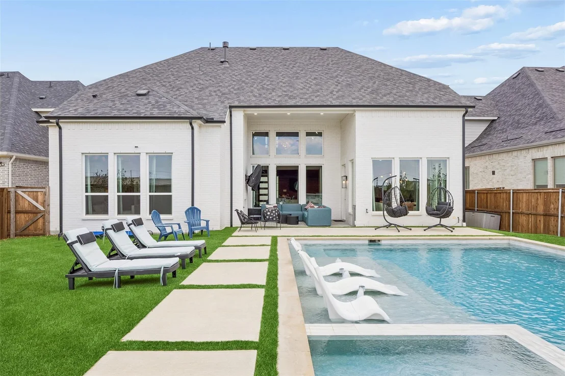 Photo of 1844 Ellington Drive