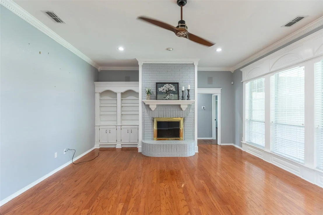 Photo of 1418 Kingwood Circle