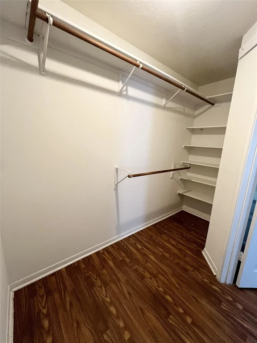 Photo of 602 N River Crest