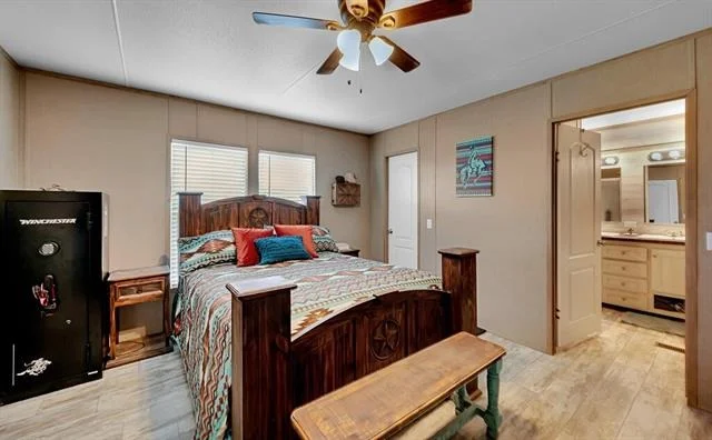 Photo of 1200 Blue Cut Road N
