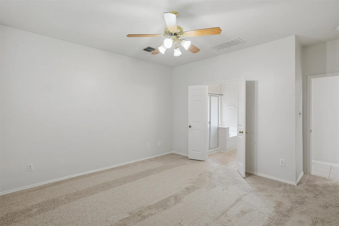Photo of 5422 Timber Park Drive